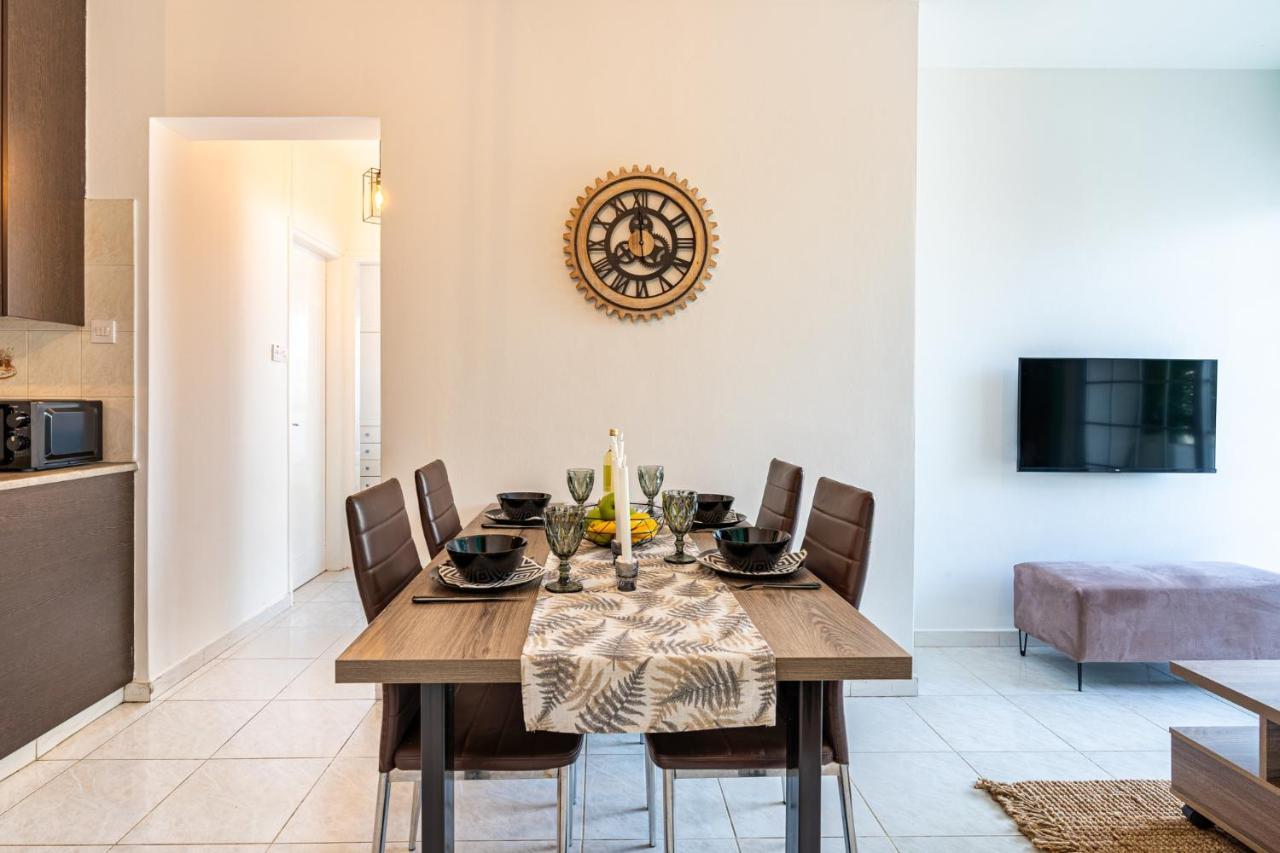 Araminta 2-Bedroom Apartment In لارنكا المظهر الخارجي الصورة